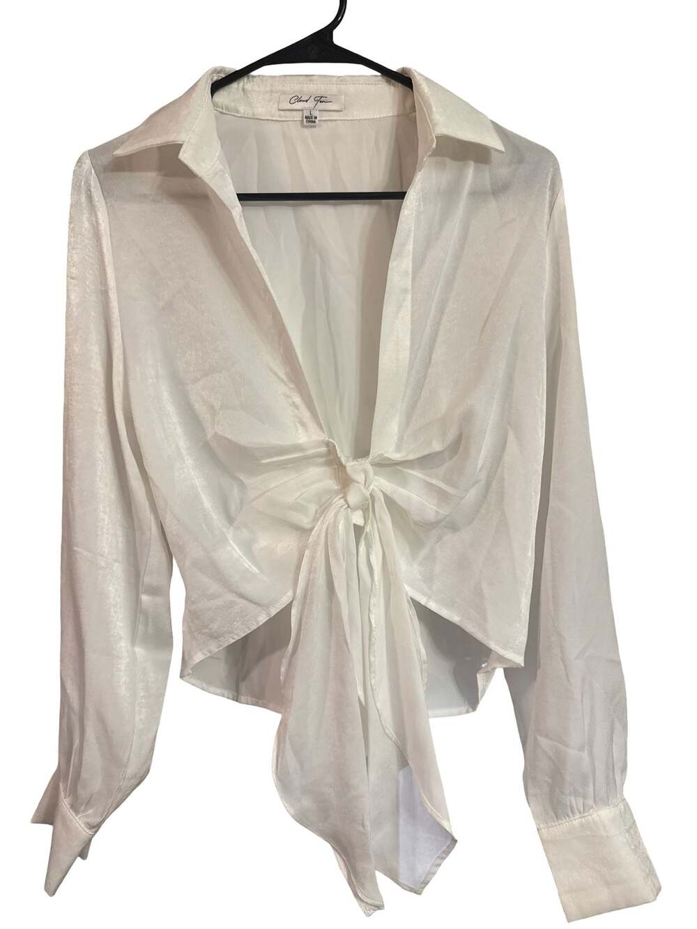 Cloud Ten Women's White Long Sleeve Tie-Front Blouse